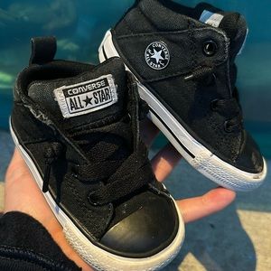 USED CHUCK TAYLORS